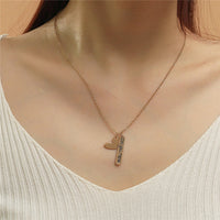 collier-pendentif-lettre-vintage
