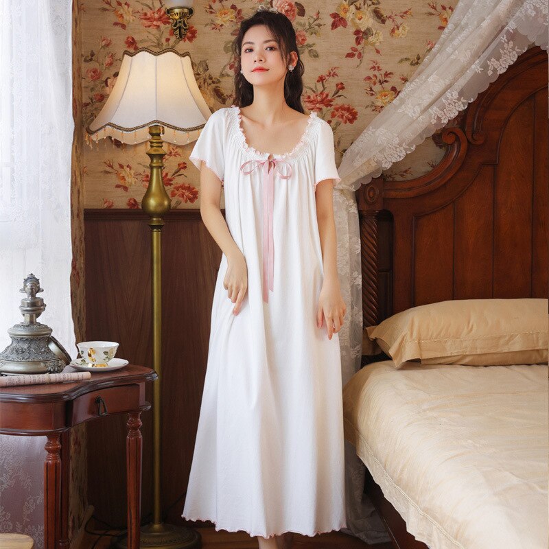 Col Claudine Robe De Chambre Année 50 Patch Brodé Bazin Battery