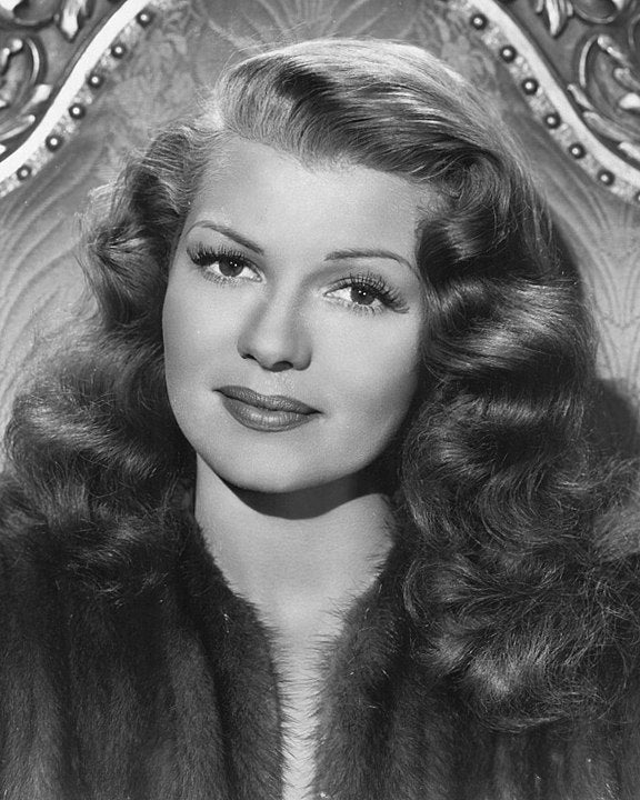 Rita Hayworth : L'Étoile Éternelle du Mode Vintage