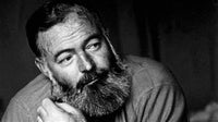 ernest-hemingway-icone-de-la-mode-vintage-et-maitre-de-la-litterature