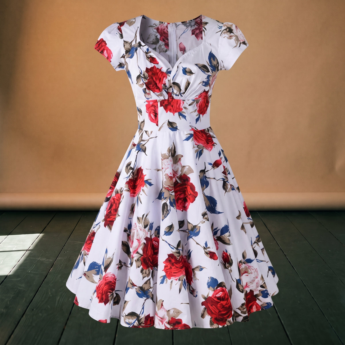 Robe année 50 fleurie sur mannequin invisible