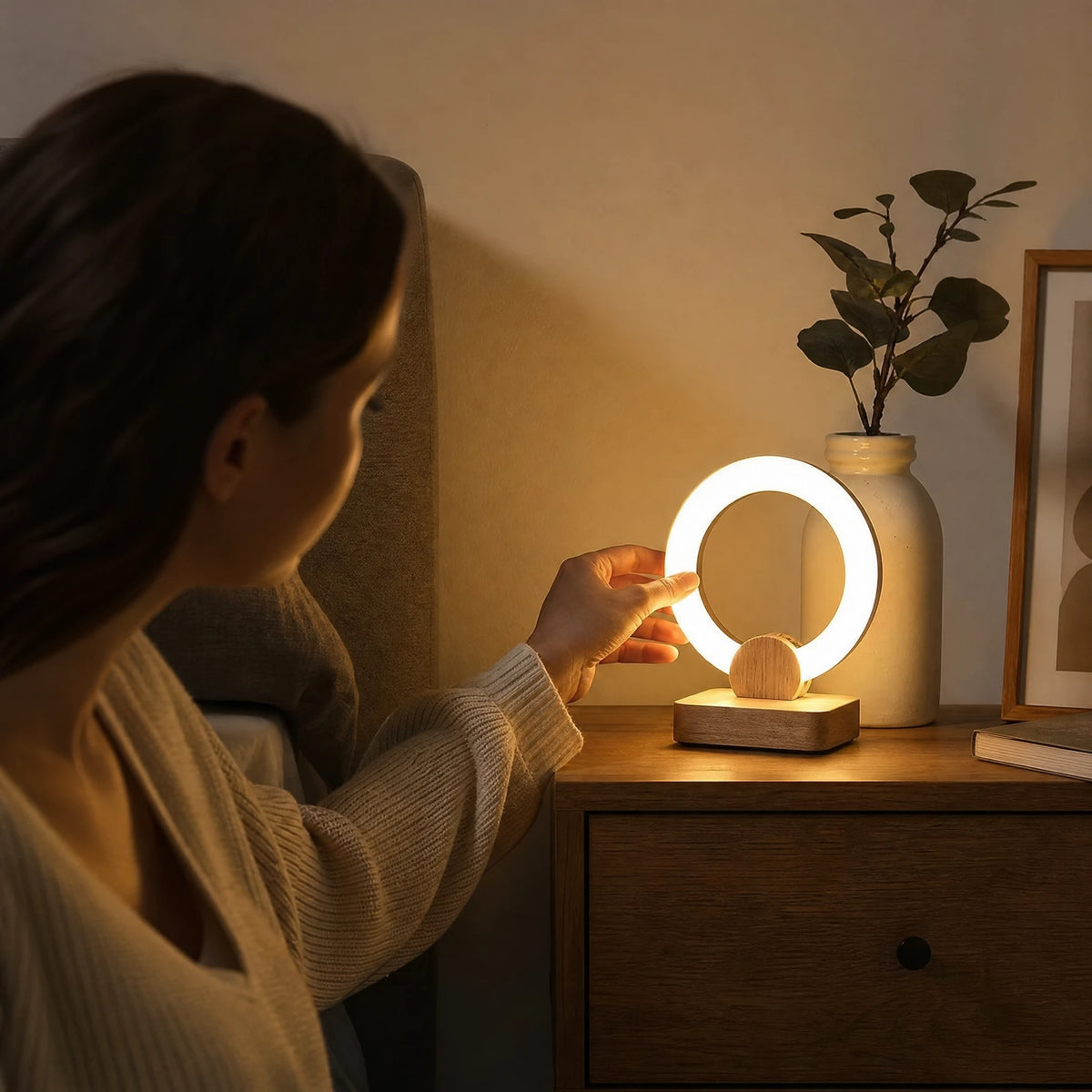 Lampe Design Bois à Cercle Lumineux LED - Utilisation GLOBALE