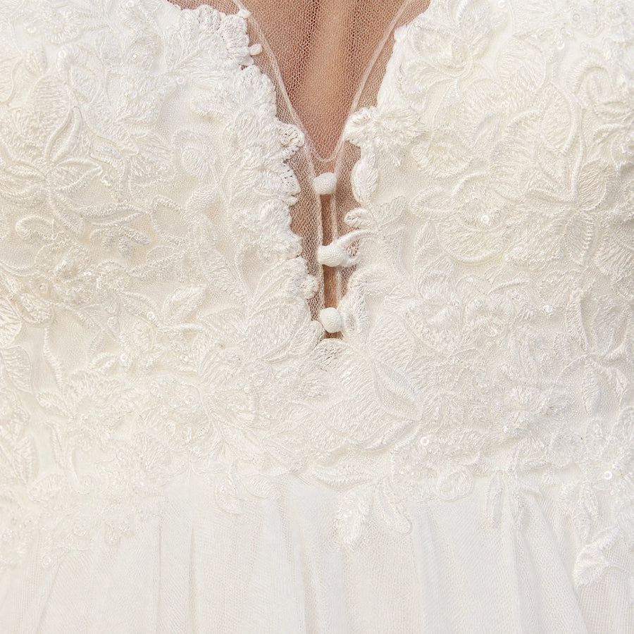 Robe de Mariée Vintage Grande Taille - close-up détail matière
