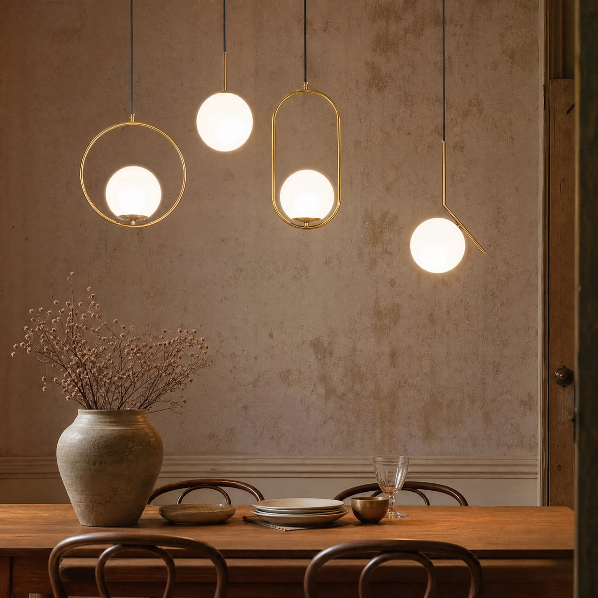 Suspension Luminaire Minimaliste avec Formes Géométriques Dorées - ITEM MURAL