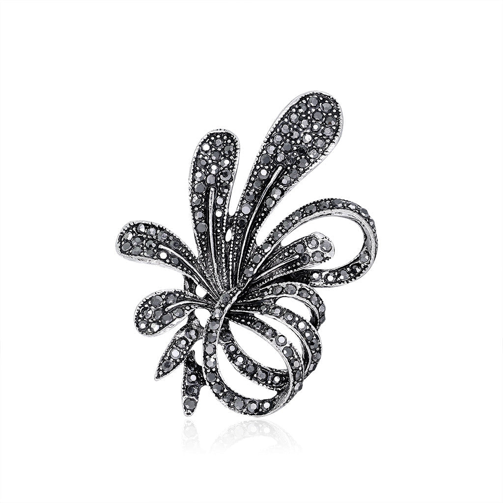 broche-florale-a-noeud-vintage