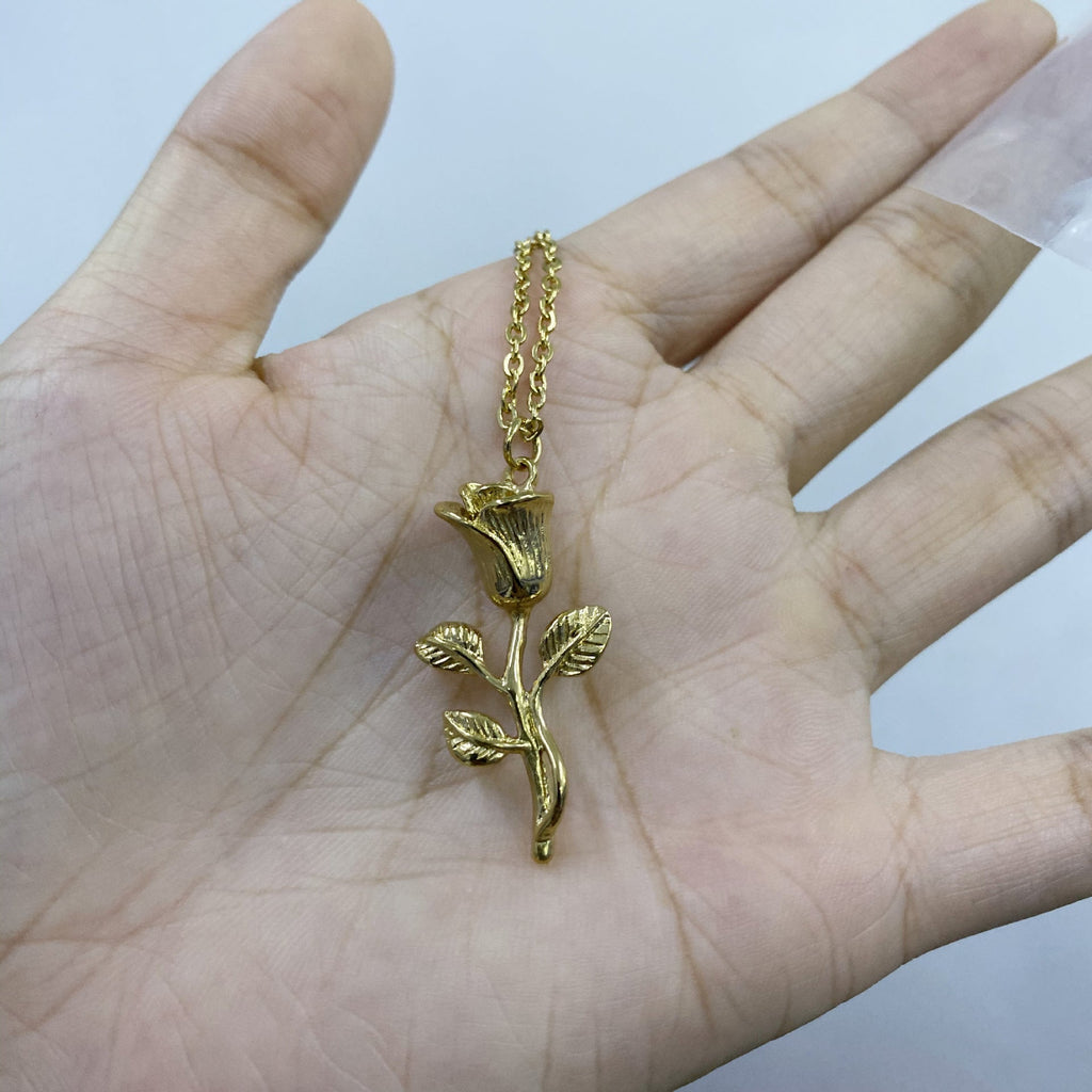 collier-vintage-rose-acier-titane