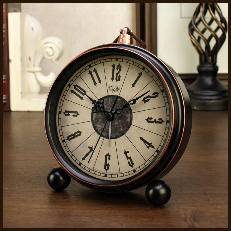 reveil-retro-creatif-etudiant
