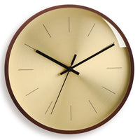 horloge-vintage-en-bois-massif
