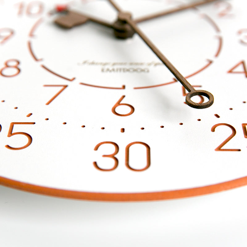 horloge-murale-salon-vintage