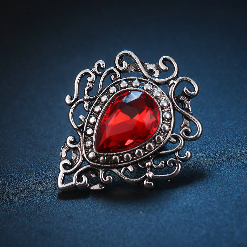 broche-vintage-badge-hommes