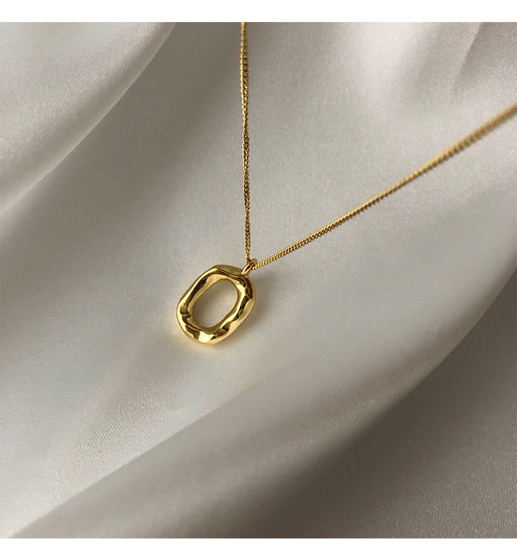 collier-beignet-ovale-vintage