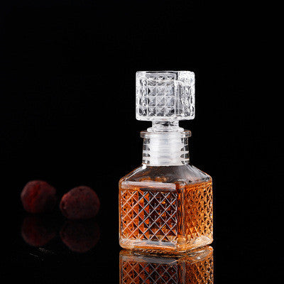 mini-bouteille-de-vin-en-verre-vintage