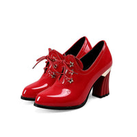 escarpins-vintage-femmes-cuir-verni-rouge-talons-hauts