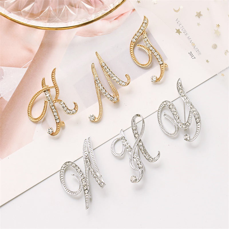 broches-alphabet-anglais-vintage-avec-diamants