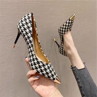 escarpins-bout-pointu-carreaux-vintage