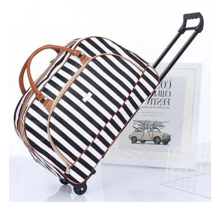 valise-femme-vegetarienne-retro