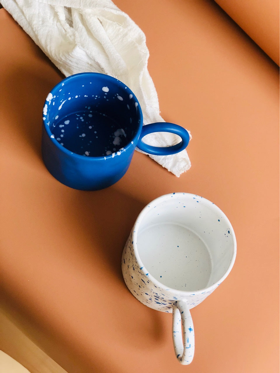 tasse-vintage-a-boucle-doreille