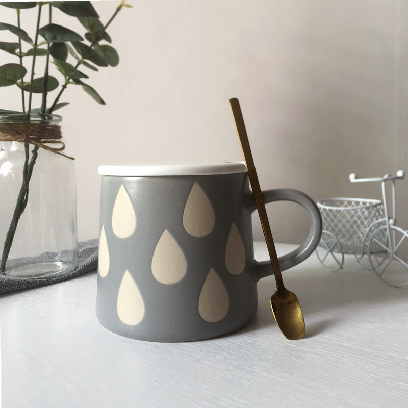 tasse-a-eau-vintage-macaron-domestiques