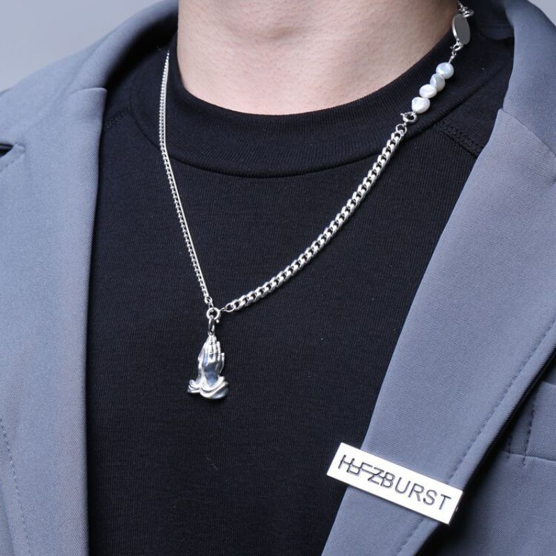 collier-perle-homme-annee-80