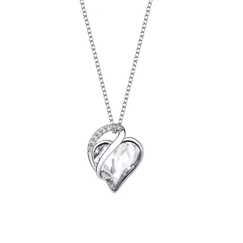 collier-ruban-en-forme-de-coeur-vintage