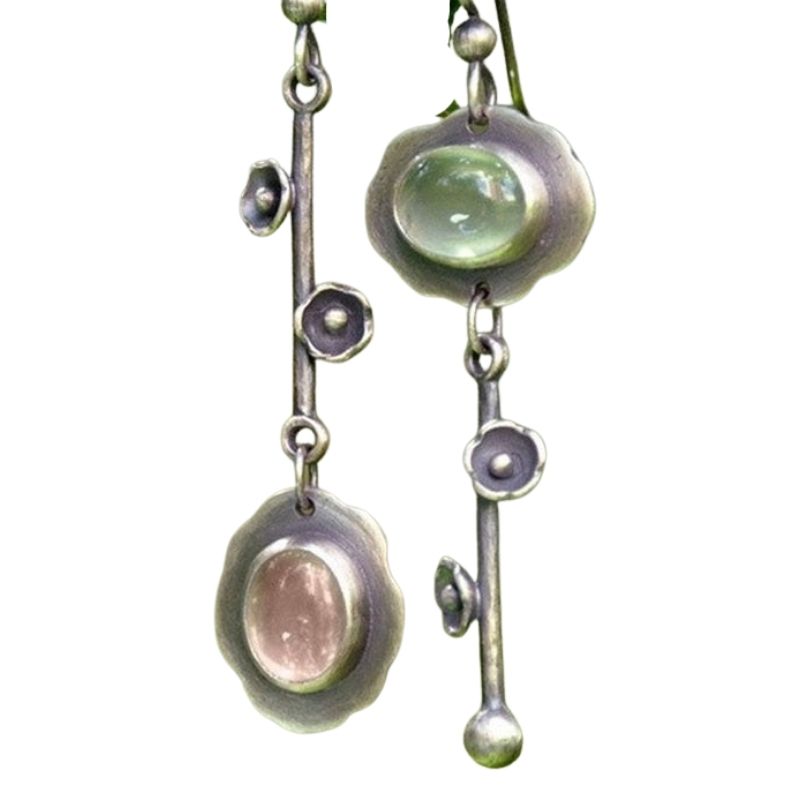     boucle-d-oreille-vintage-pendante