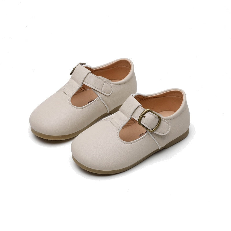     chaussure-enfant-vintage