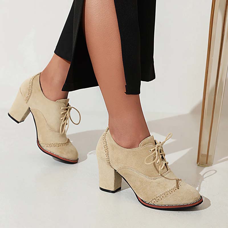 chaussures-annee-80-derby-blanches