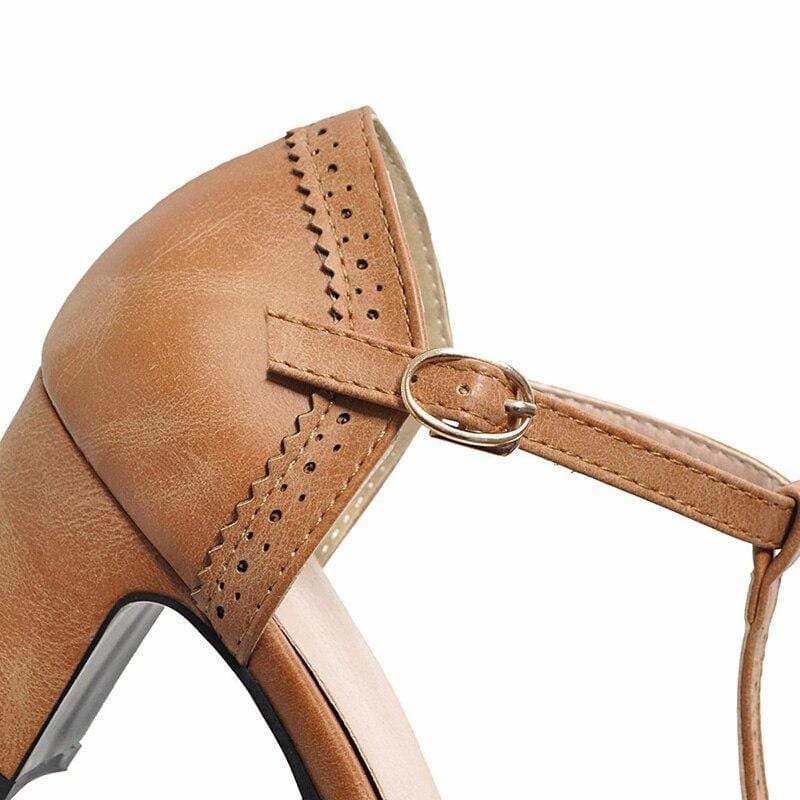 chaussures-annee-80-t-strap-cuir-camel