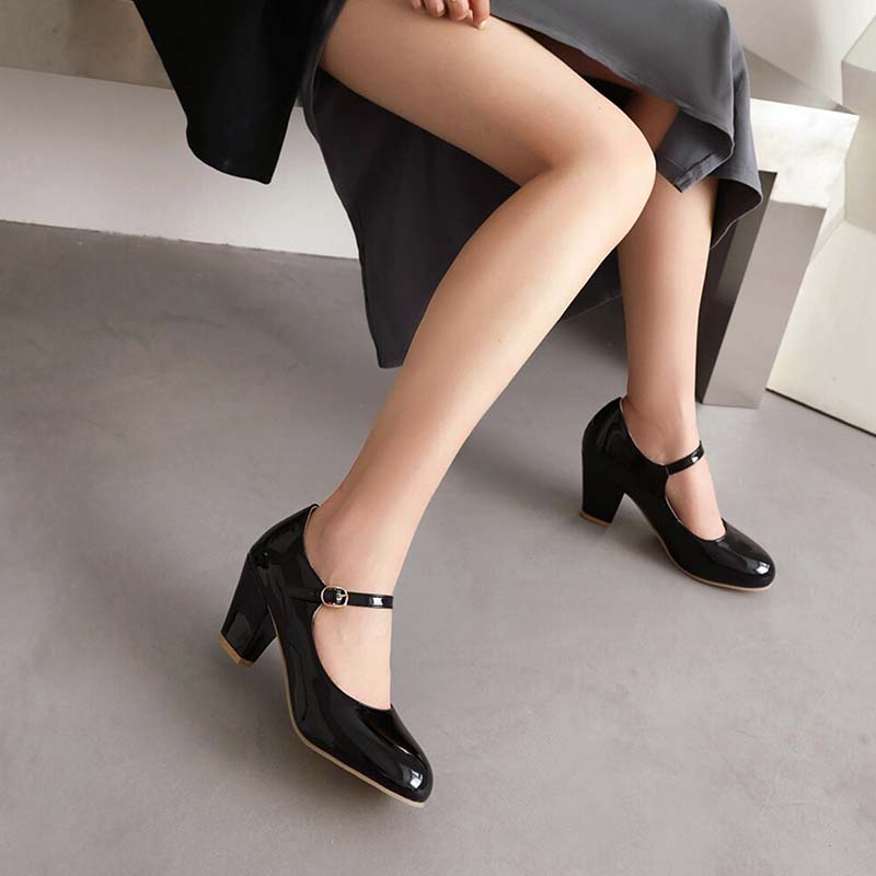 chaussures-femmes-des-annees-80