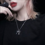 collier-pendentif-croix-ailes-dange-vintage