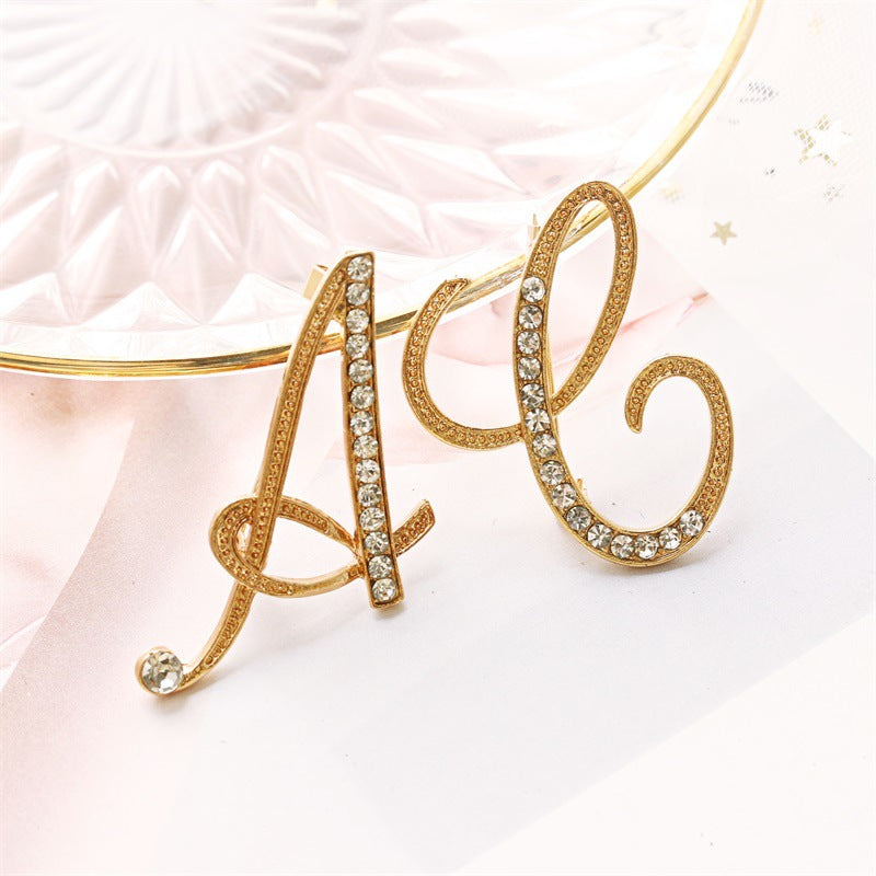 broches-alphabet-anglais-vintage-avec-diamants