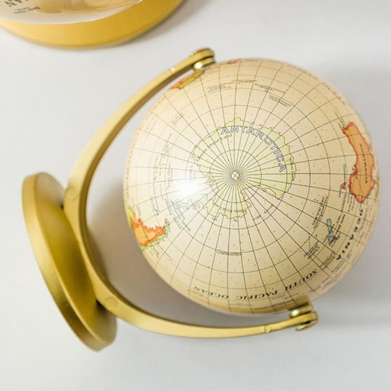    globe-terrestre-ancien-vintage