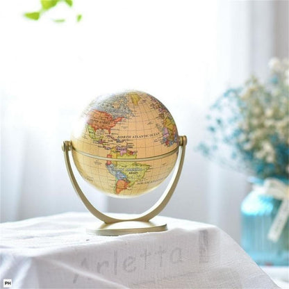     globe-terrestre-vintage-ancien
