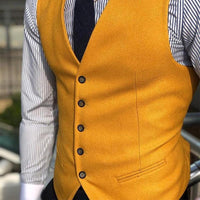 gilet-de-costume-couleur-jaune-vintage