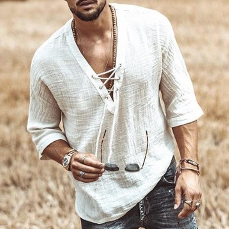 chemise-decontractee-col-v-vintage