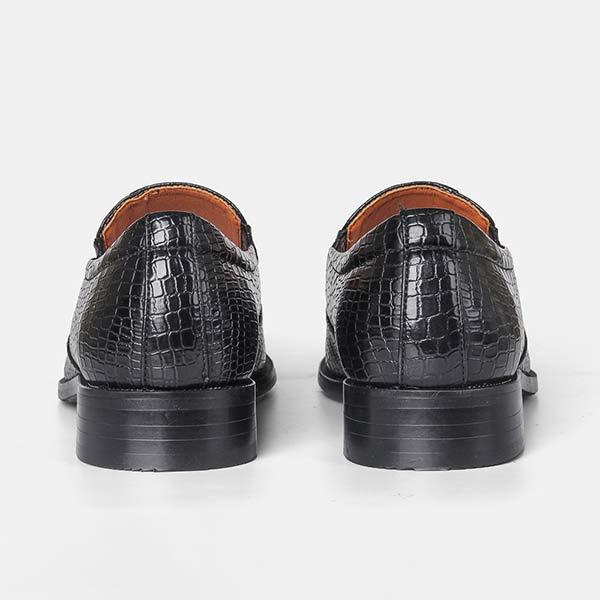 Chaussure rétro en cuir tendance