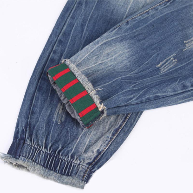 jeans-dechires-decontractes-vintage-tendance