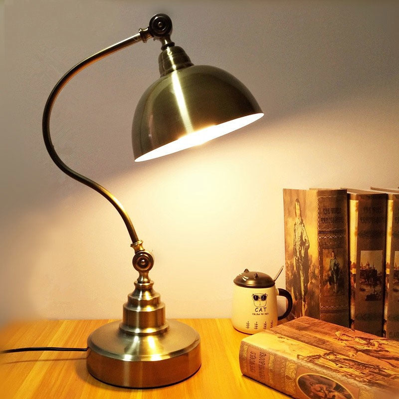    lampe-de-bureau-industriel-vintage