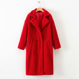    manteau-fausse-fourrure-vintage-femme-rouge