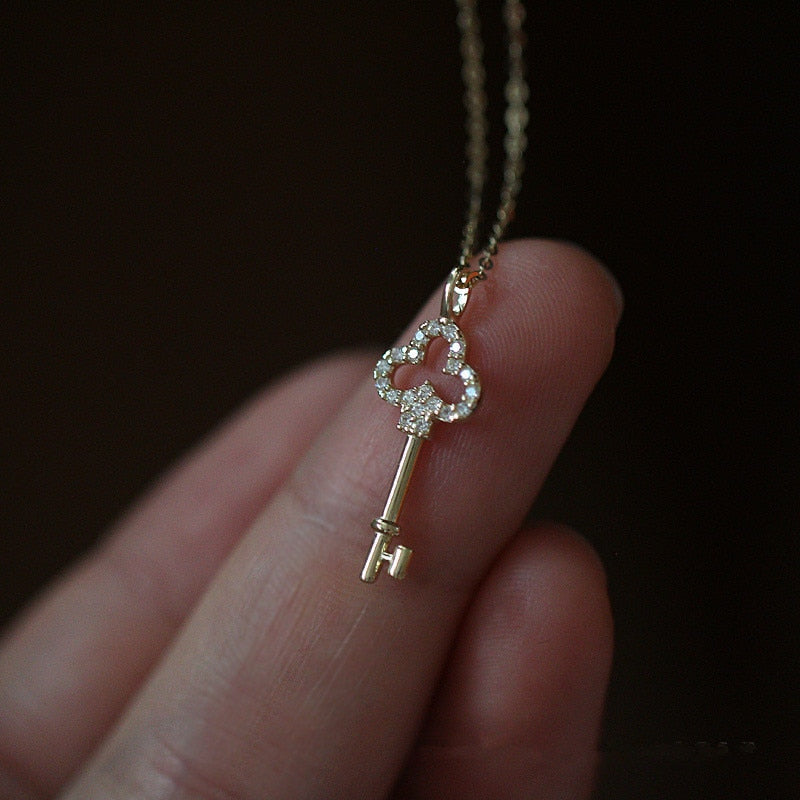        pendentif-vintage-cle
