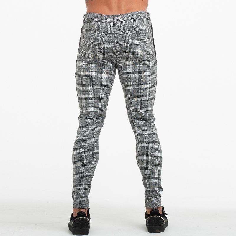pantalon-crayon-vintage-carreaux