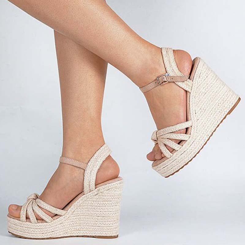 sandales-compensees-style-pin-up-boheme