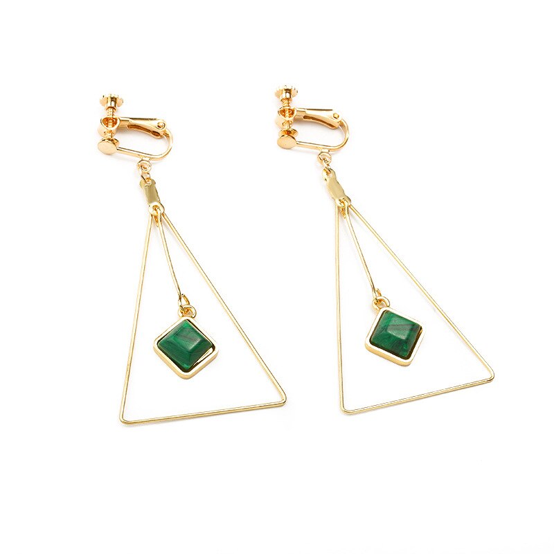 triangle-des-annees-80-boucle-d-oreille-femme